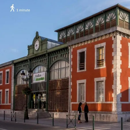 Garnavie - Centre Ville - Les Halles Lourdes Exterior photo